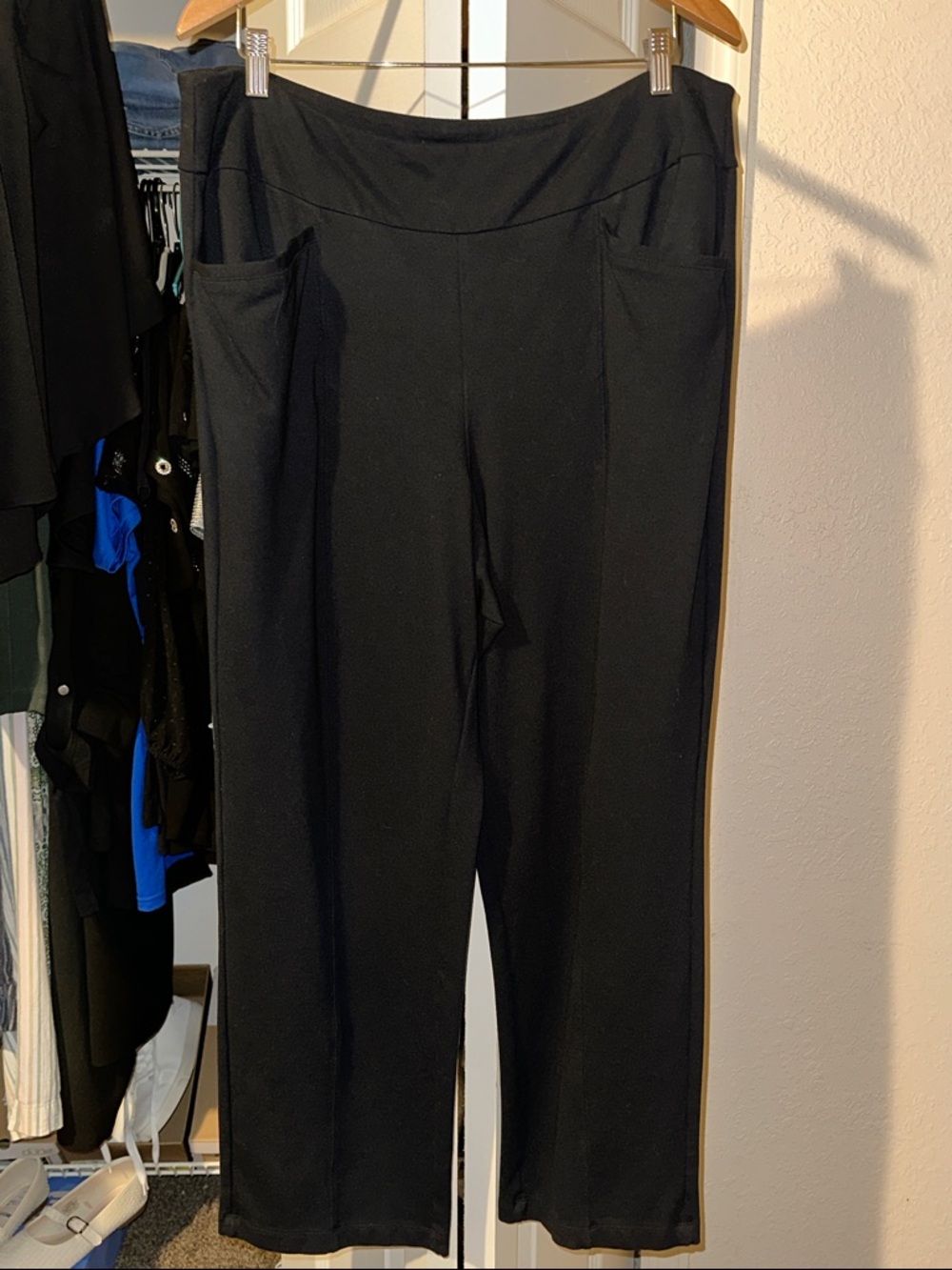 Cato Black Wide-Leg Pull-On Pants with Front Pockets